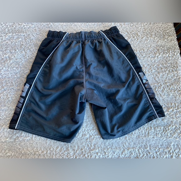 Nike: Athletic Shorts - Picture 6 of 13